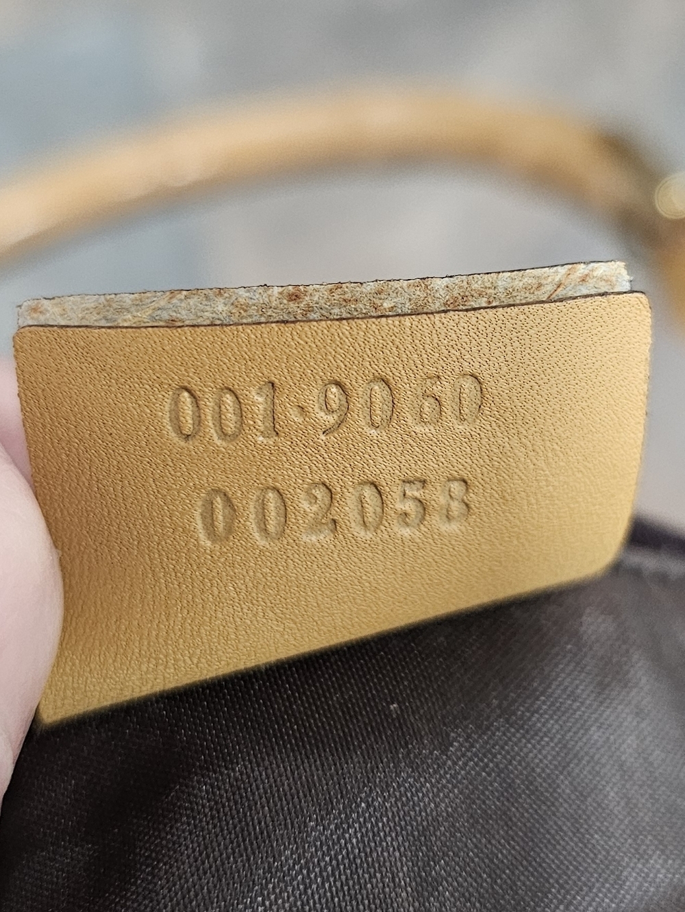๐ฃ HOST PICK ๐ฃ Vintage Gucci Satin Bamboo Jackie O Shoulder Bag ๐ฅ RARE ๐ฅ - Picture 16 of 16
